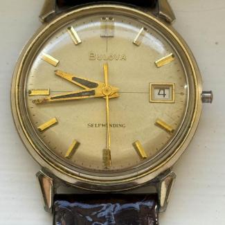 27/5/25 - face of self winding Bulova men's watch