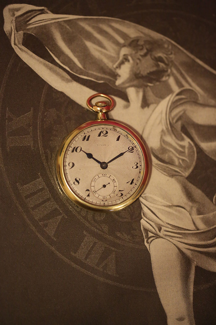 1923 Bulova pocket watch with original 1923 advert