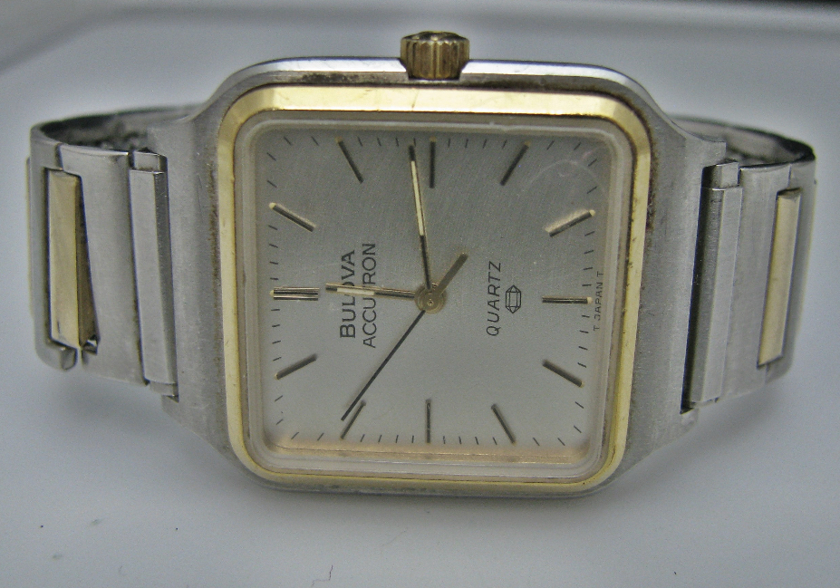 ​probably the 91802 Bulova Accutron Quartz Angle 02