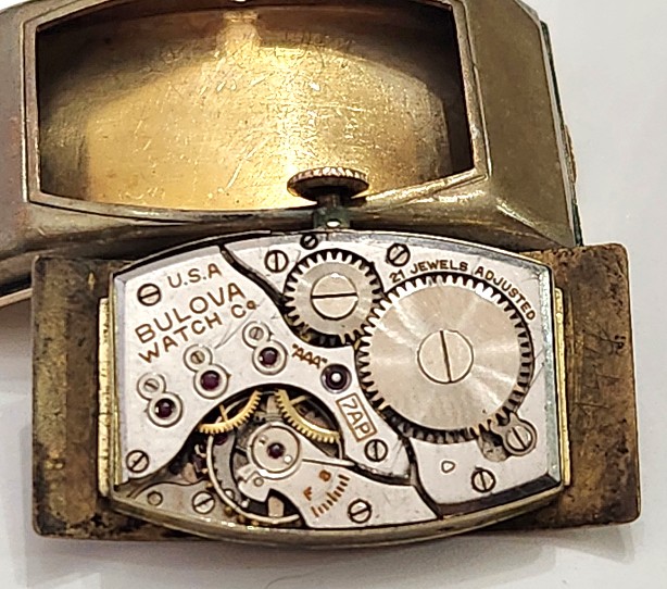 1939 Bulova Curvex 3-6-24 M