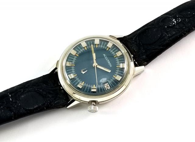1970 Accutron Calendar AM 