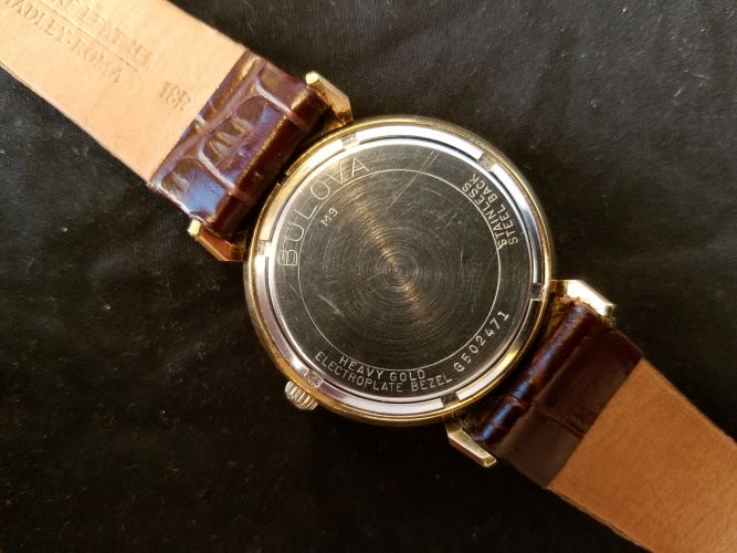 [field_year-1969] Bulova Sea King Caseback