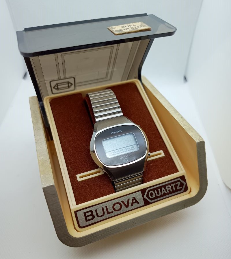 Bulova Quartz 1977