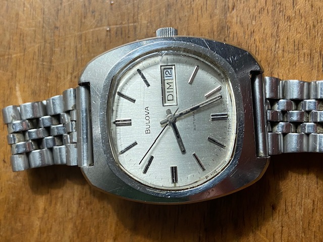 day and date automatic wristwatch, statinless steel
