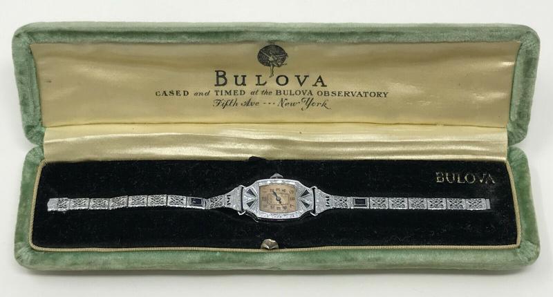 Original box &MAXIM bracelet