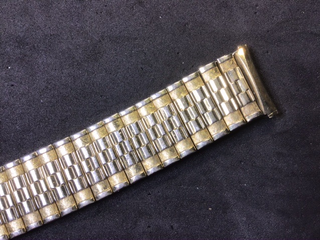 Band design