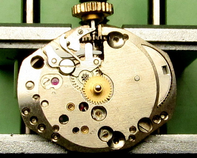movement dial-side