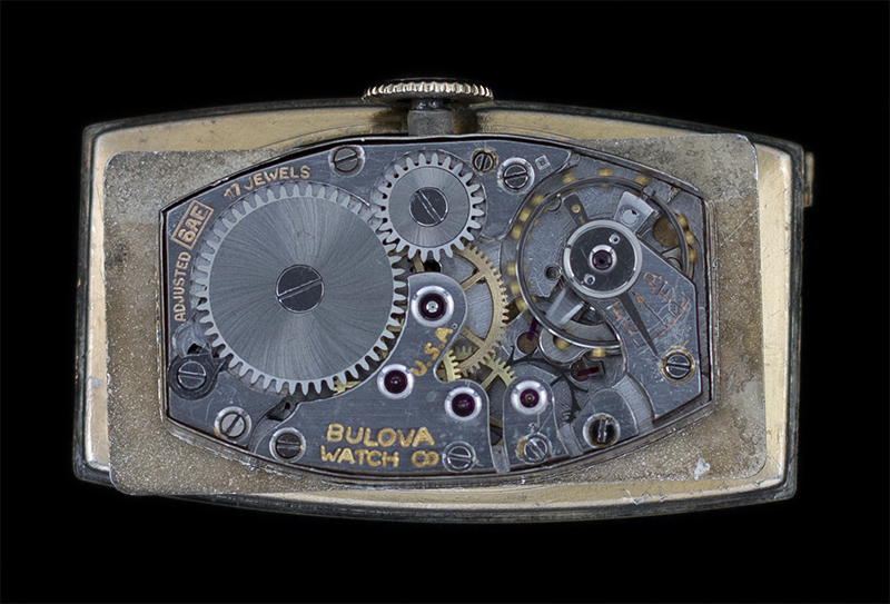 SerraBulova_182311_1946_movement