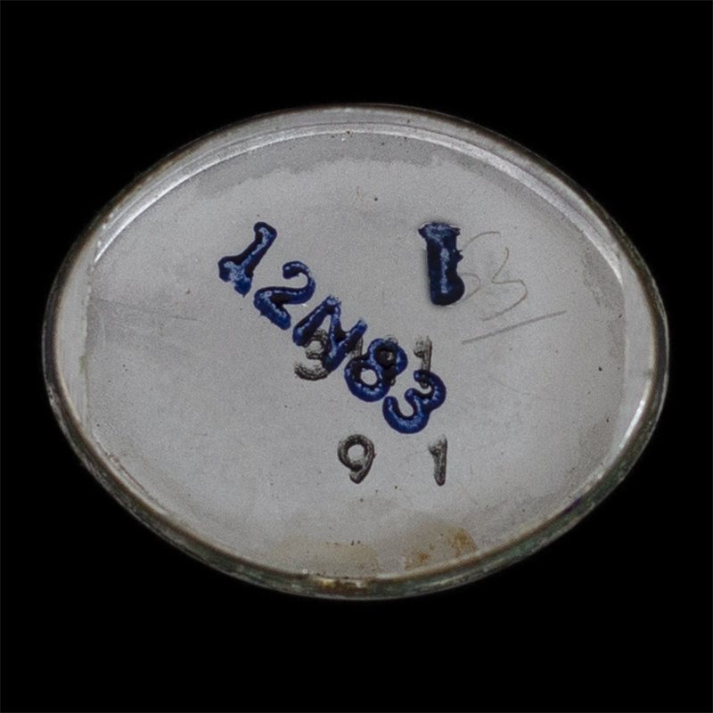 Bulova_R18077_1971_case_int_20250126.jpg