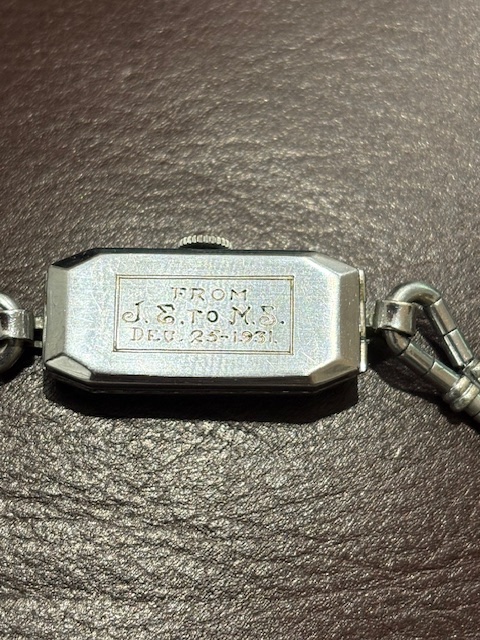 31 Bulova Nancy Back