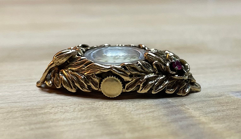 Crown side