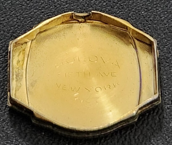 INSIDE CASEBACK