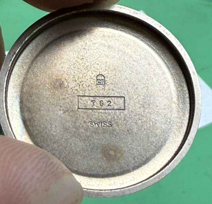 CB 762 FABRIQUE DE BOITES LA CENTRALE — CENTRAL WATCH CASE Co. — Bienne