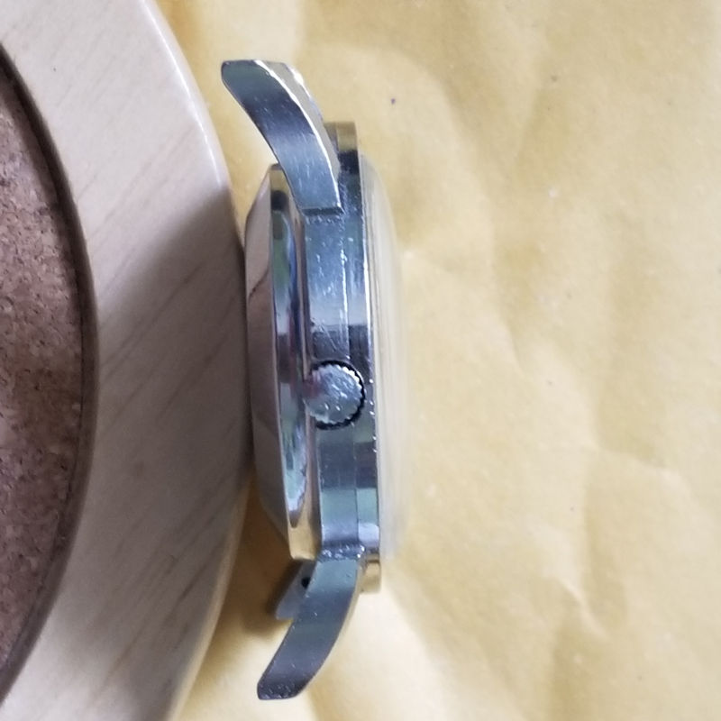 Crown-side of the case